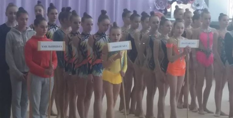 Рівненські гімнастки стали третіми на Всеукраїнській гімназіаді [+ФОТО]