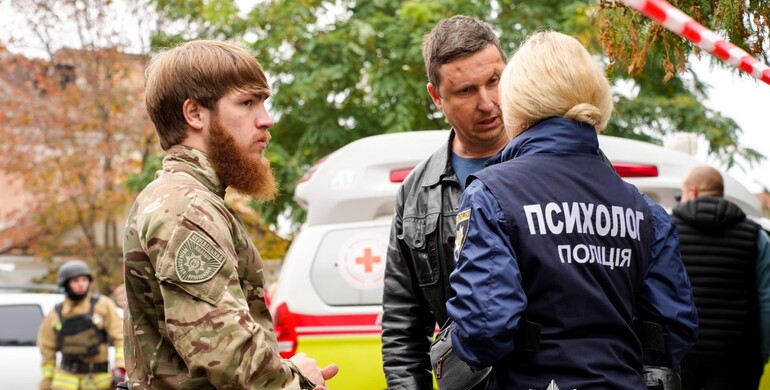 У Рівному внаслідок російської атаки поранено 20 людей: двоє перебувають у важкому стані 