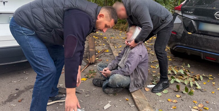 У Рівному внаслідок російської атаки поранено 20 людей: двоє перебувають у важкому стані 