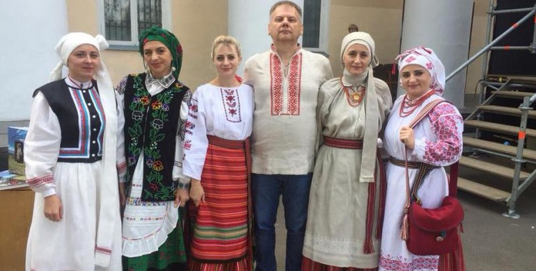 Рівнян запрошують на свято українського вбрання