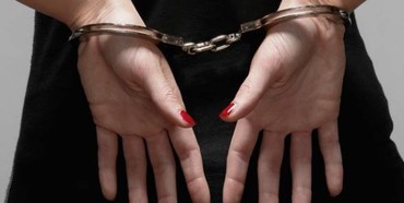 Жінку на Рівненщині засудили на 3 роки за грабіж з 