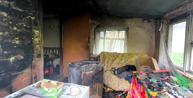 Житель Рівненського району приревнував співмешканку і підпалив будинок 