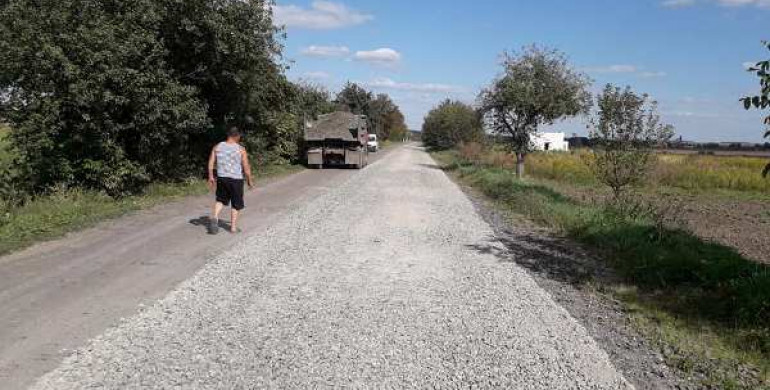 На Рівненщині стартував капітальний ремонт дороги «Мартинівка-Грушвиця»