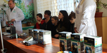 Волонтери зібрали 100 тисяч на нове обладнання Рівненській дитячій лікарні (ФОТО)