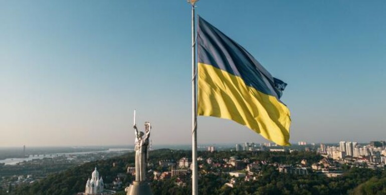 57% українців готові нести тягар війні стільки, скільки буде потрібно