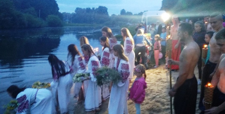 На Рівненщині  біля річки Корчик відбулися народні гуляння