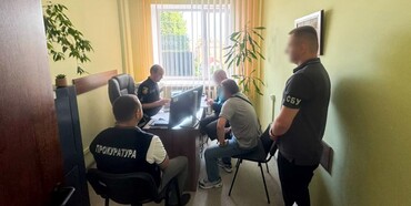 На Рівненщині колишньому головному лікарю додатково повідомлено про підозру