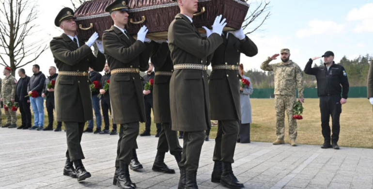 У Києві поховали невідомих оборонців України, серед них один — з Рівненщини 