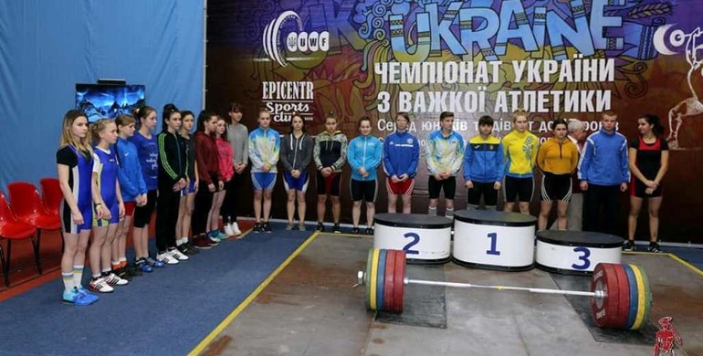 Юні важкоатлети Рівненщини - найсильніші в Україні 