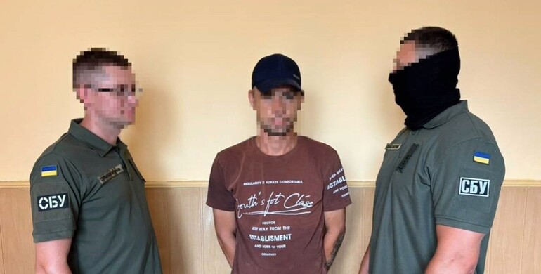 Палії військових авто у Рівному отримали реальні терміни