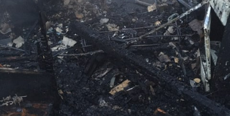 На Сарненщині внаслідок пожежі у гаражі двоє загиблих (ФОТО)