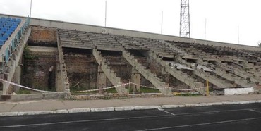 Аукціон реконструкції стадіону у Рівному відкладається
