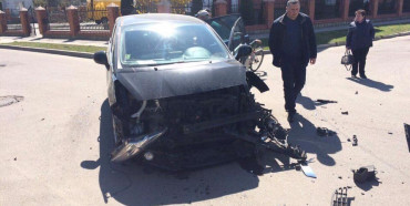 У центрі Здолбунова зіткнулись два автомобіля (ФОТО)