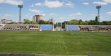 Депутати Рівнеради виділили 20 мільйонів на ремонт стадіону 