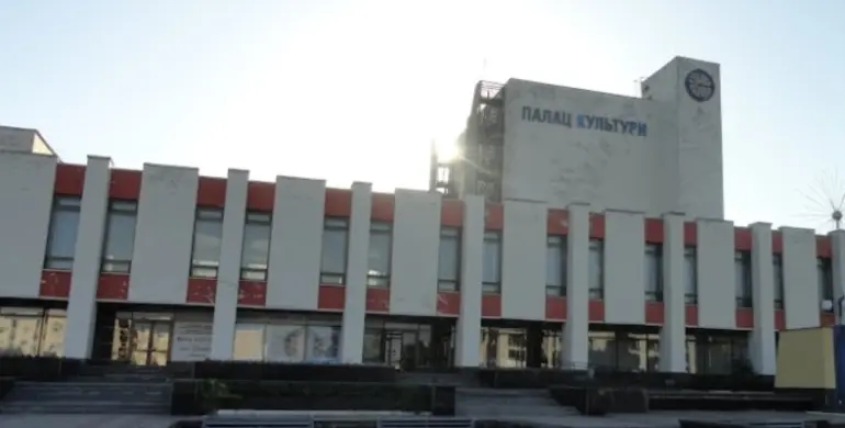 У Вараші чоловік «замінував» будинок культури щоб подивитися на роботу спецслужб