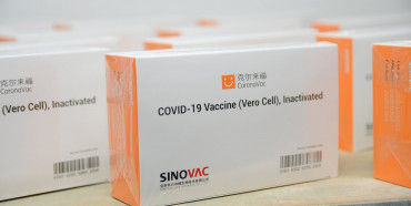 У Рівненську область прибула перша партія вакцини CoronaVac китайського виробника Sinovac Biotech