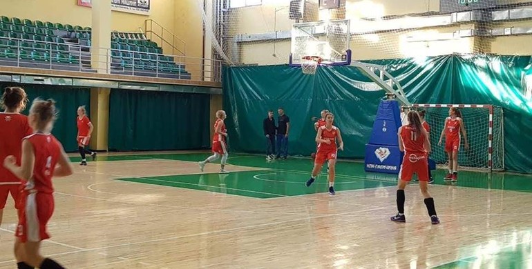 Дівчата БК "Рівне" здобули першу перемогу на турнірі у Львові (ФОТО)