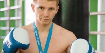 Рівненського чемпіона світу з кікбоксингу  Романа Кроля успішно прооперували