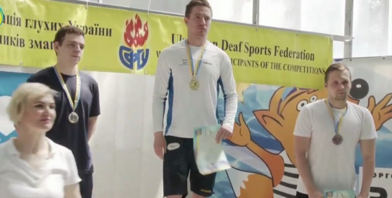 Рівненський плавець виграв бронзу Чемпіонату України