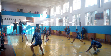 Набирає обертів Чемпіонат Рівненщини з волейболу