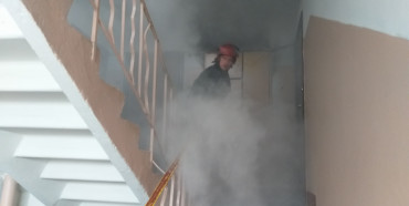 У Дубні через замикання електрощитка весь під'їзд опинився в диму (ФОТО)