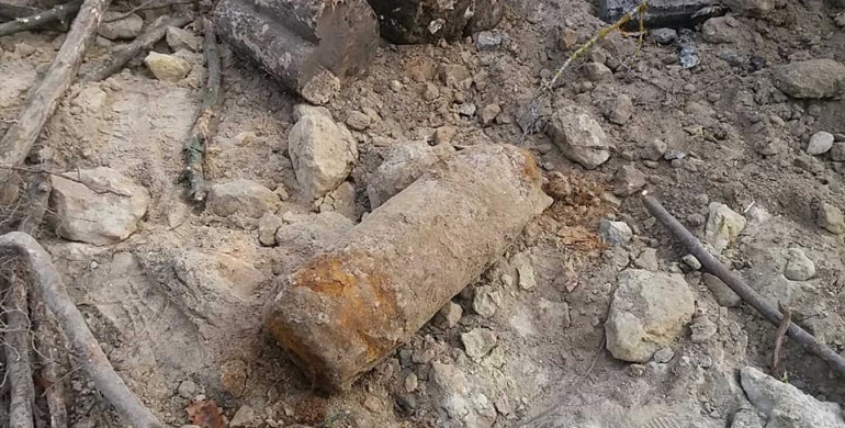 На Рівненщині знищили 50-кілограмову бомбу