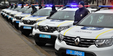Автівки, термопринтери, вогнегасники отримали поліцейські офіцери 9 громад Рівненщини