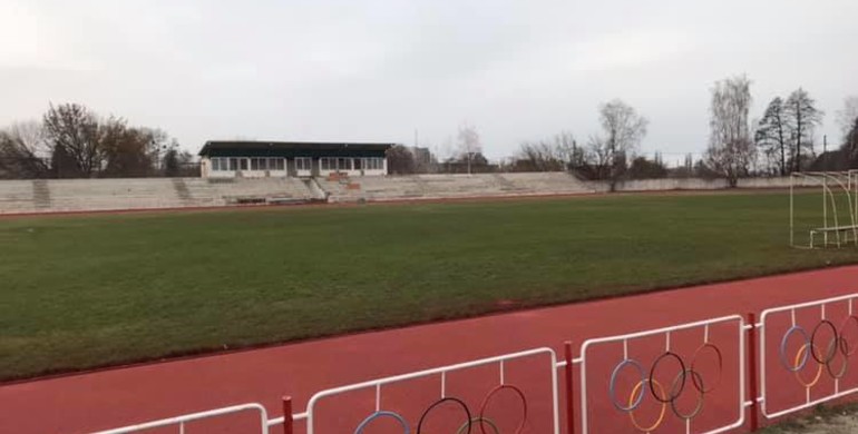 Директор "Фіалки"  відповів на критику стосовно реконструкції стадіону на Рівненщині