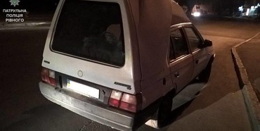 Рівненська поліція зупинила авто за порушення ПДР, а вона виявилась крадена