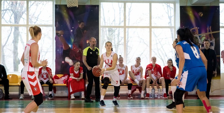 Дівчата БК "Рівне" впевнено вийшли в чвертьфінал Кубку України (ФОТО)