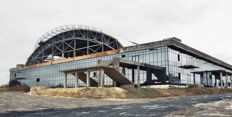 «Не будувати, а збудувати»: які перспективи будівництва спорткомплексу на Макарова