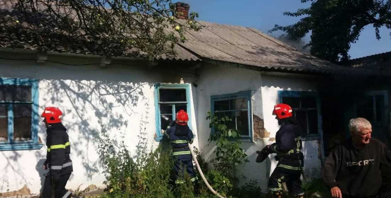 Тіло чоловіка виявили під час гасіння пожежі на Рівненщині 
