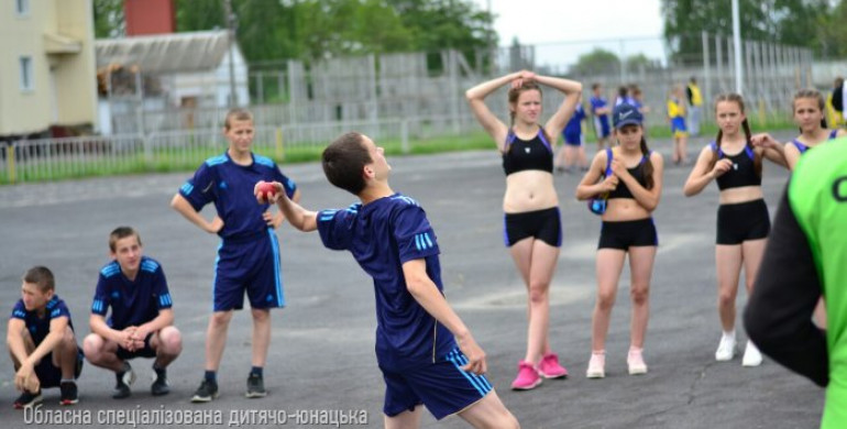 На Рівненщині відбулись легкоатлетичні "Старти надій"