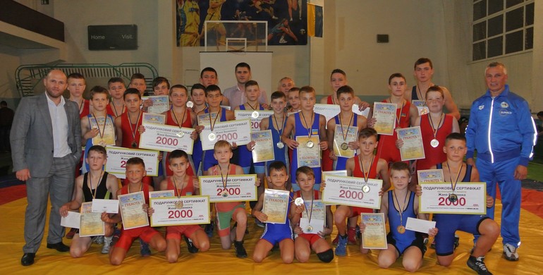 У Костополі визначились переможці Міжнародного турніру з греко-римської боротьби (ФОТО)