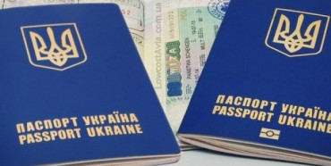 У Раді пропонують позбавляти українського громадянства у разі добровільного набуття російського
