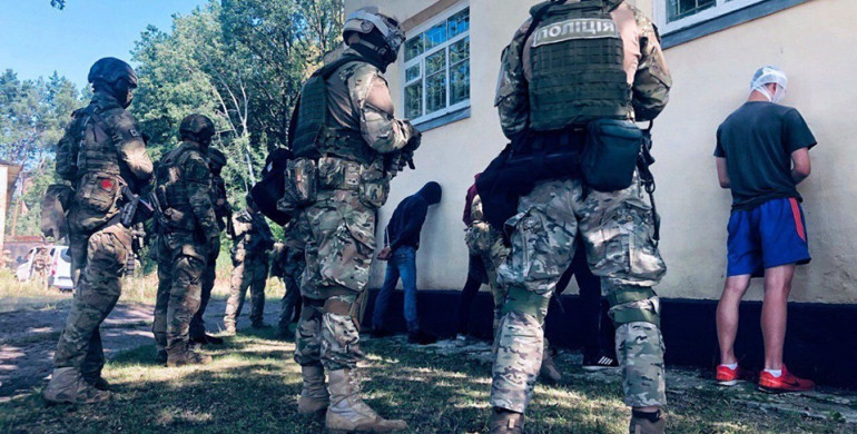 На Рівненщині провели антитерористичні навчання поліцейських (ФОТО)