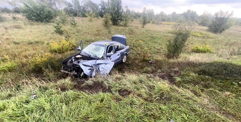 На Дубенщині у зіткненні з вантажівкою тяжко травмувався водій легковика