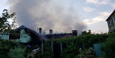 На Рівненщині екс-начальнику поліції спалили будинок