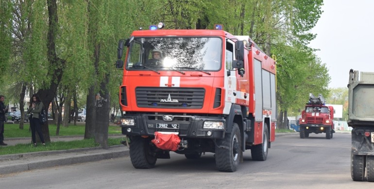 ДТП на трасі Київ-Чоп та вибух у багатоповерхівці - потерпілих рятували Єврокоптером рівненські рятувальники