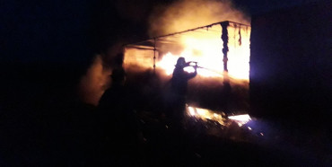 Вночі на Млинівщині згоріла вантажівка (ФОТО)