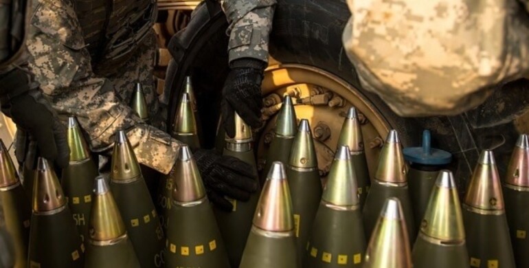 Європарламент схвалив план збільшення виробництва боєприпасів для України