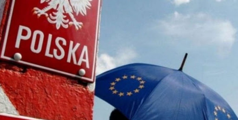 Польща може вийти з ЄС через урядову реформу судочинства 