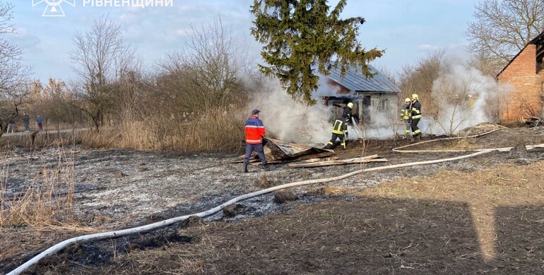 20 пожеж за добу в екосистемах Рівненщини: ситуація критична