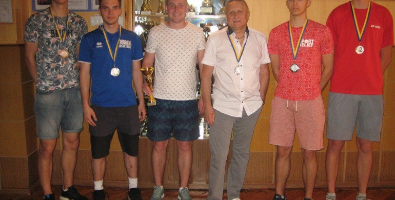 Рівненські студенти - срібні призери Спортивних ігор України