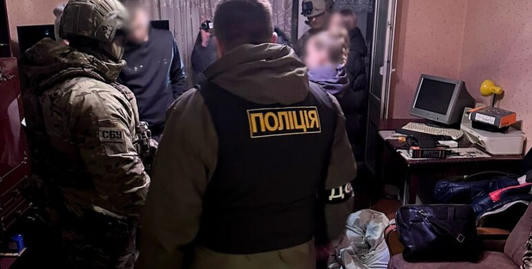 На Рівненщині ліквідували організовану групу наркодилерів 