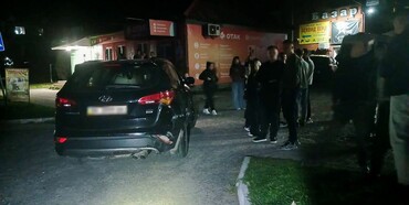 15-річні підлітки влаштували ДТП на дорозі Рівненщини: розбили авто та мотоцикл 