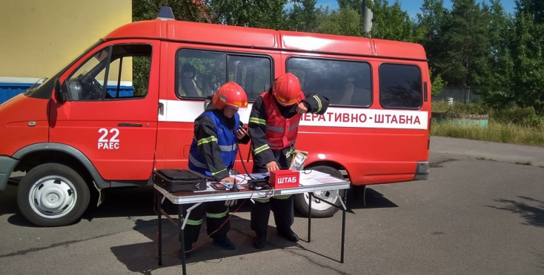 На Рівненській АЕС рятувальники проводили навчання (ФОТО)