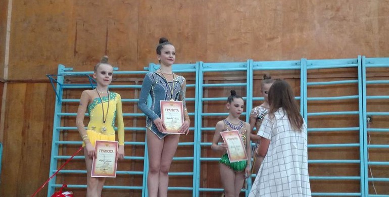 Кращі гімнастки Рівненщини поїдуть на Чемпіонат України (ФОТО)