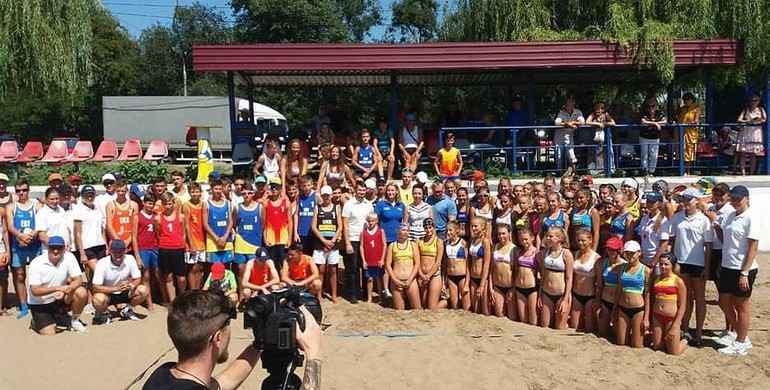 Рівняни двічі четверті у фіналі Чемпіонату України з пляжного волейболу