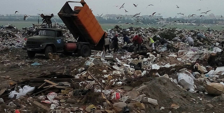 Мешканці області за рік смітять тоннами сміття